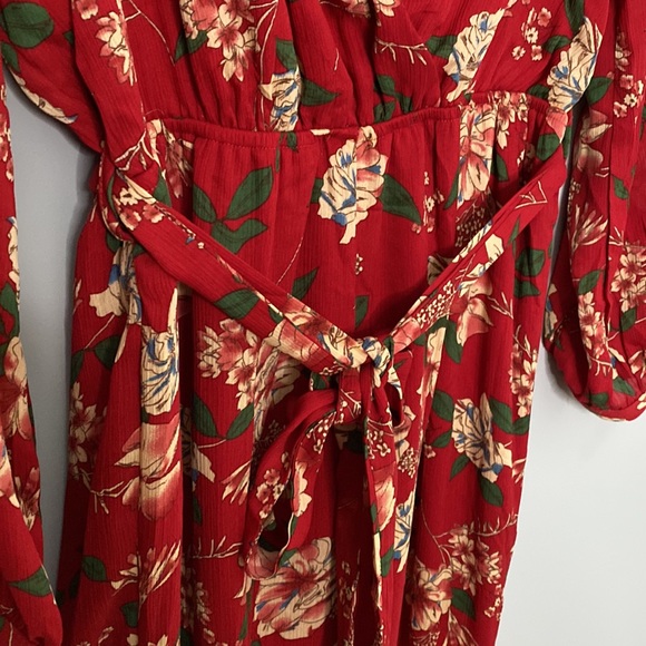 Papaya Red Floral Jumpsuit (size medium) - Picture 4 of 7